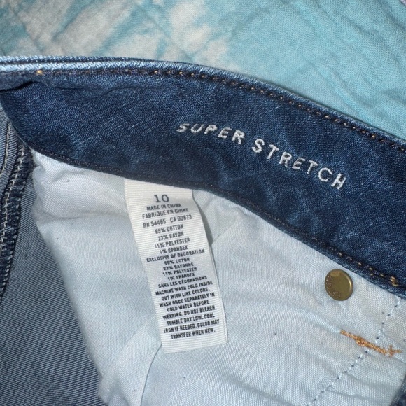 American Eagle Blue Jean Shorts - Picture 4 of 4